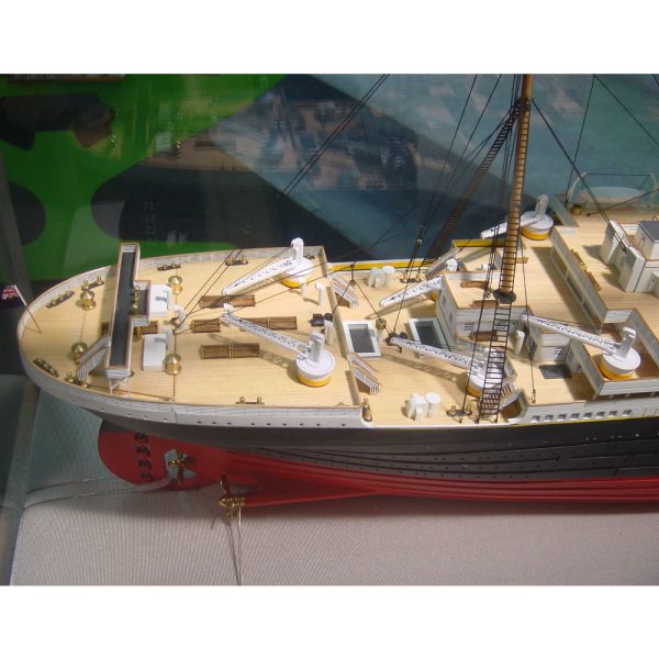 Titanic Model Boat Kit No 3 (Fore, Aft deck & Hull Decor) - Mantua Models (727) - Image 12