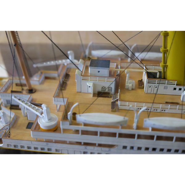 Titanic Model Boat Kit No 3 (Fore, Aft deck & Hull Decor) - Mantua Models (727) - Image 4