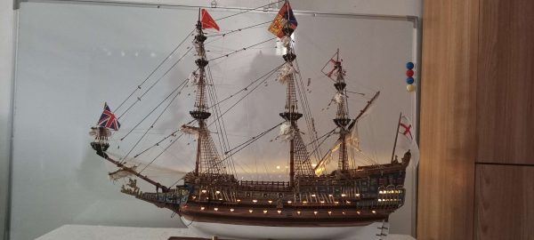 Sovereign of the Seas Ship Model (Premier Range) - PSM - Image 15