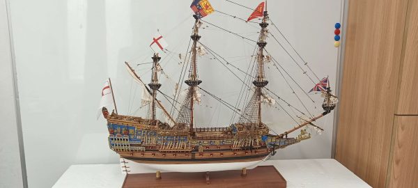 Sovereign of the Seas Ship Model (Premier Range) - PSM - Image 23