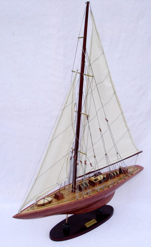 Endeavour Model Yacht  (Standard Range) - GN - Image 8
