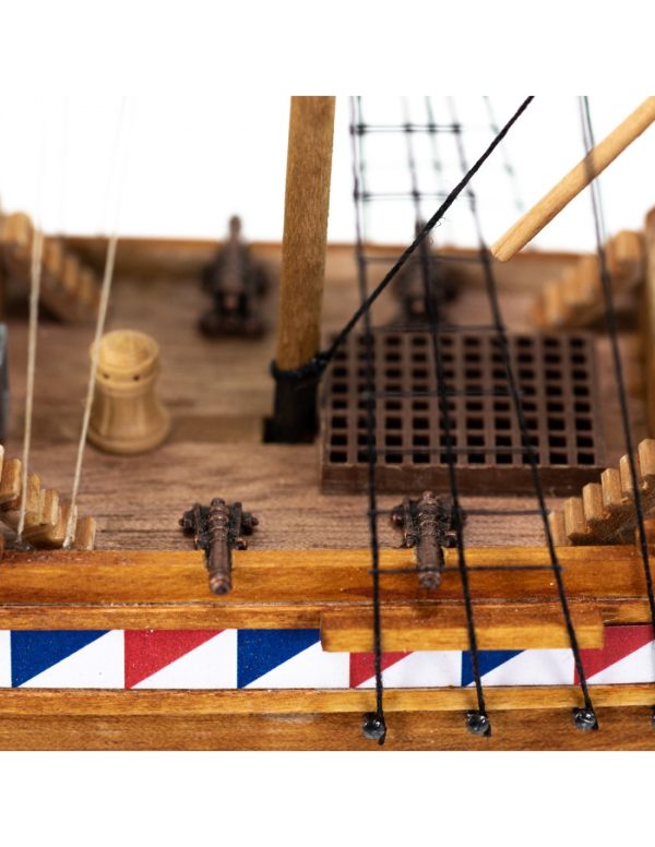 Elizabethan Galleon Model Boat Kit Amati (600/02) - Image 12