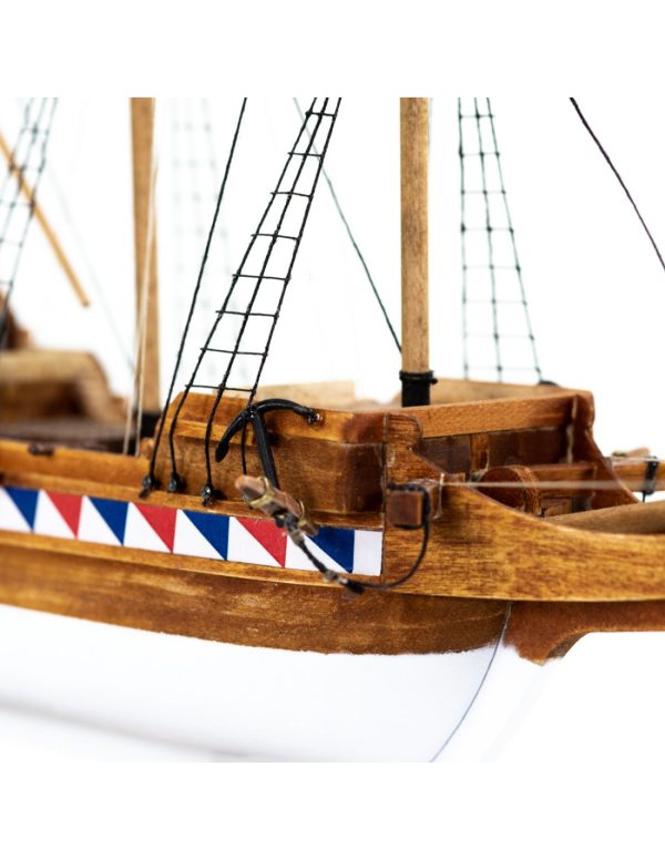 Elizabethan Galleon Model Boat Kit Amati (600/02) - Image 9