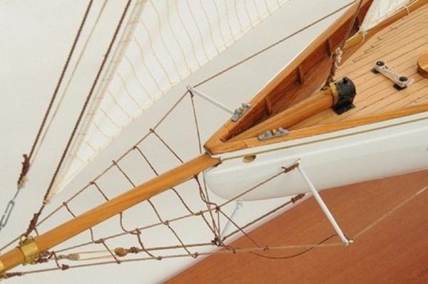 Merry Maid Model Yacht - Image 13