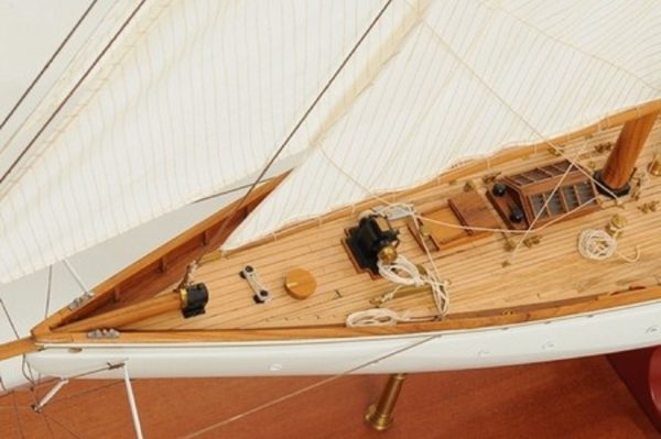 Merry Maid Model Yacht - Image 14