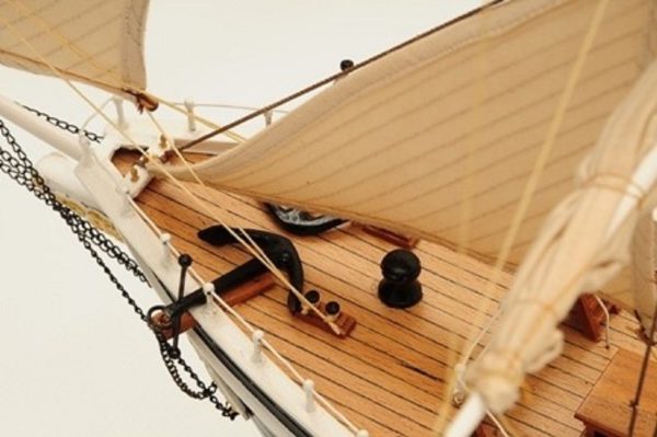 Endurance 1912 (Sir Ernest Shakleton) Model Ship ( Premier Range) - PSM - Image 6