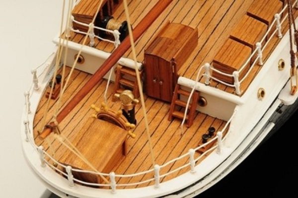 Endurance 1912 (Sir Ernest Shakleton) Model Ship ( Premier Range) - PSM - Image 8