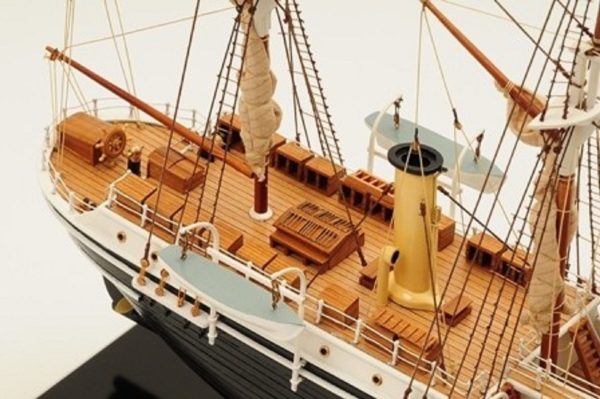 Endurance 1912 (Sir Ernest Shakleton) Model Ship ( Premier Range) - PSM - Image 12