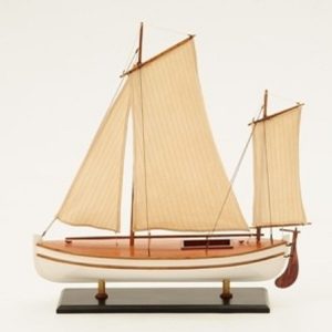 James Caird Lifeboat (HMS Endurance)