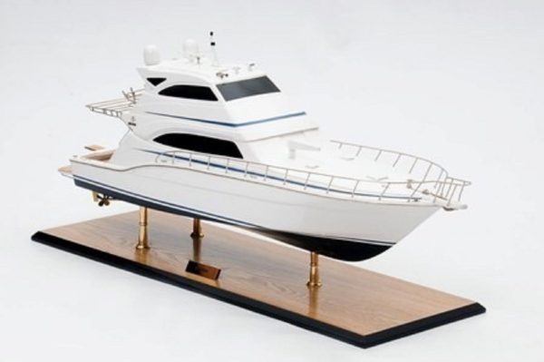 Bertram 700 Model Yacht - Image 3