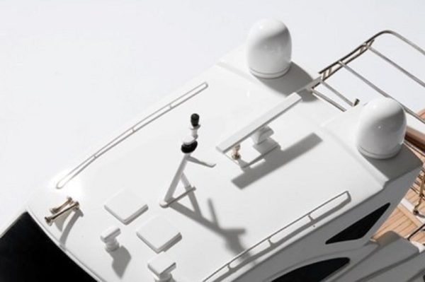 Bertram 700 Model Yacht - Image 12