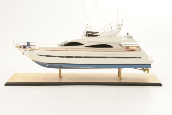 Astondoa 72 GLX Motor Yacht - Image 3