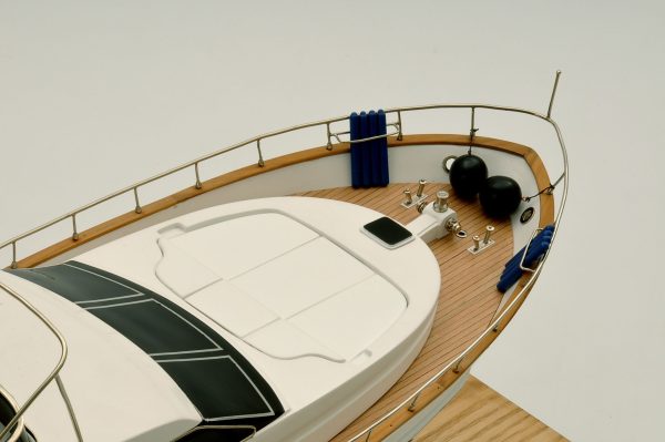 Astondoa 72 GLX Motor Yacht - Image 11