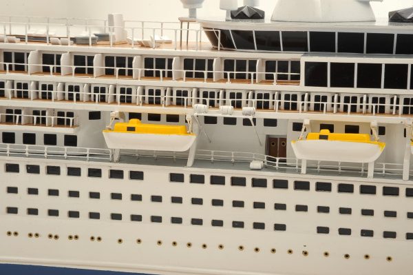 Balmoral Cruise Liner - Image 16