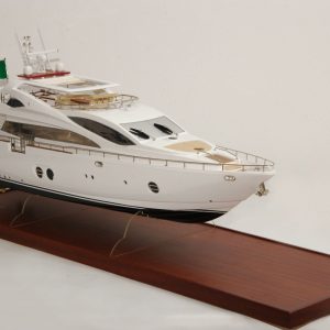 Aicon Fly 85 Yacht