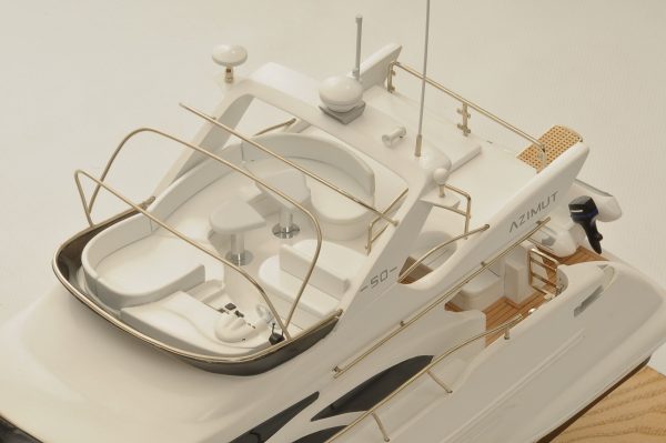 Azimut 50 Model Yacht - Image 5