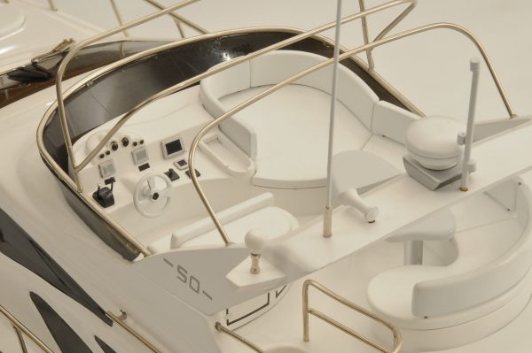 Azimut 50 Model Yacht - Image 6