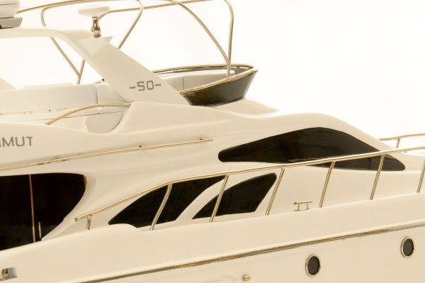 Azimut 50 Model Yacht - Image 16