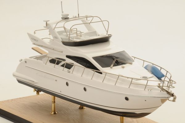 Azimut 50 Model Yacht - Image 20