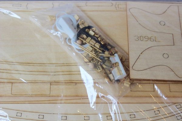 Colin Archer Model Boat Kit Scale 1 to 40 - Billing Boats (B606) - Image 5