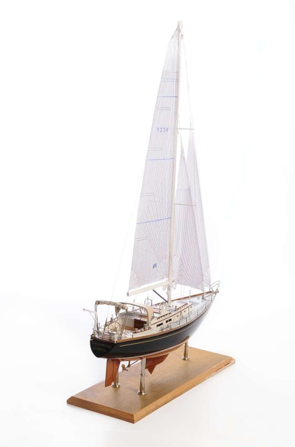 Indigo Moth Model Yacht - Image 13