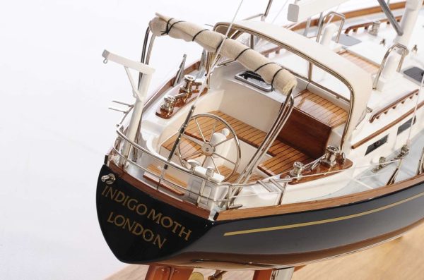 Indigo Moth Model Yacht - Image 14