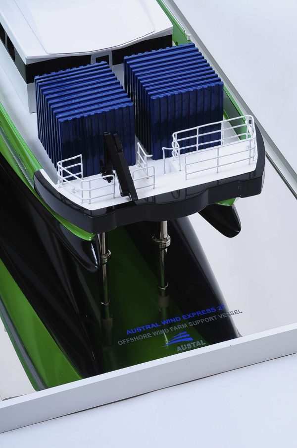 Wind Express 27 Catamaran Model - Image 9