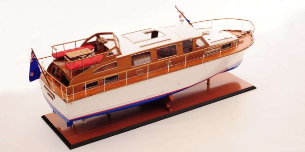 Starcraft 40 Model Boat (Rajdhani) - Image 8