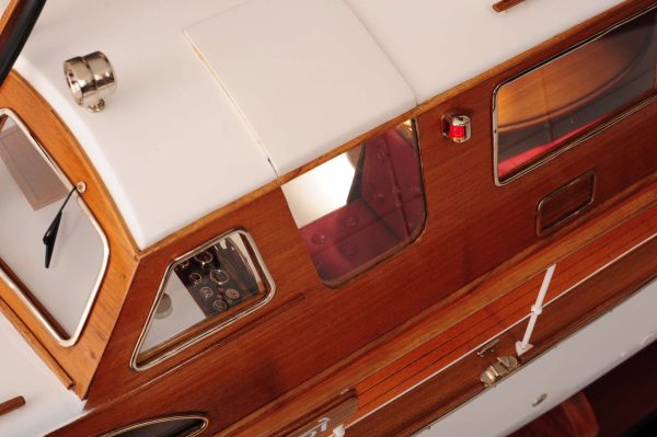Starcraft 40 Model Boat (Rajdhani) - Image 15