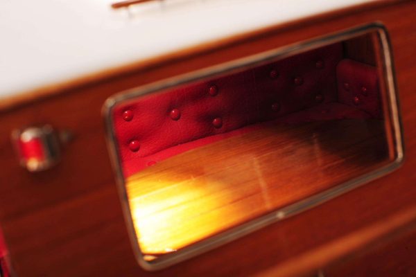 Starcraft 40 Model Boat (Rajdhani) - Image 16