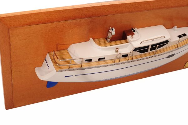 Oyster 45 (Persuasion) Half Model - Image 6