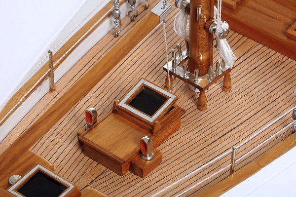 Sea Gypsy Sailing Yacht - Image 11