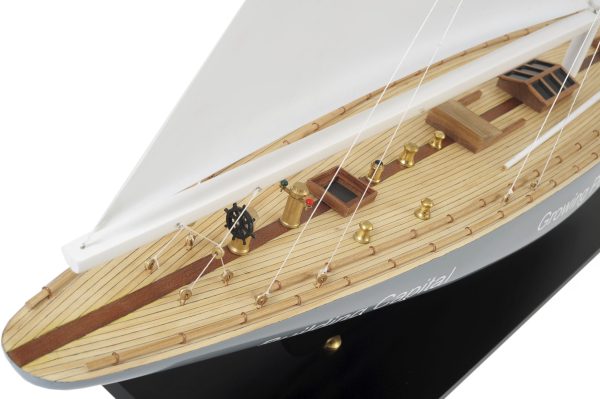 Enterprise Model Yacht - Image 7
