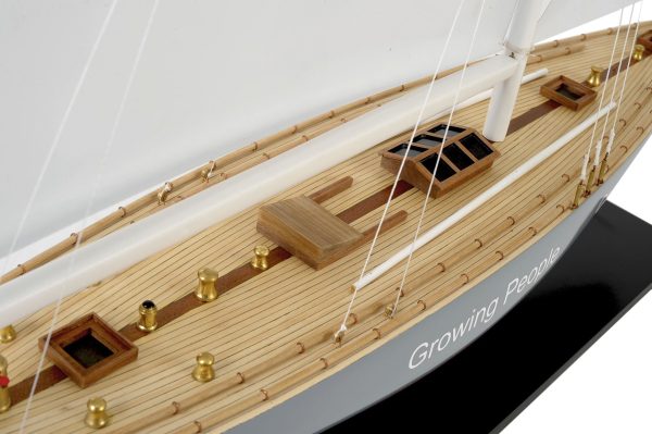 Enterprise Model Yacht - Image 8