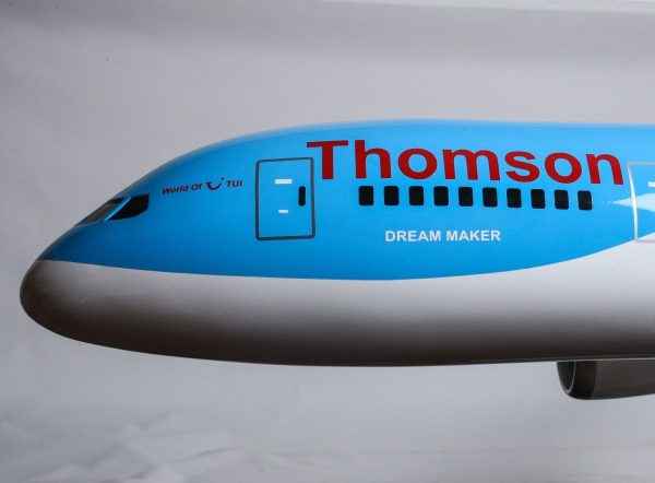 Boeing 787 - 800 Thomson Airways Model Plane - Image 8