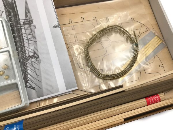 Bireme Greek Warship Model Kit - (Amati 1404) - Image 5