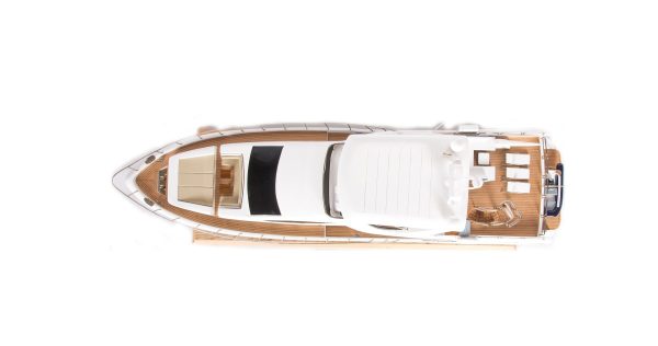 Azimut 95 Model Yacht - Image 12