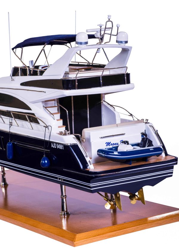 Princess 62 Model Boat - Image 8