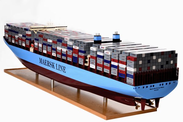 Maersk MC. Kinney Moller Container Ship - Image 3