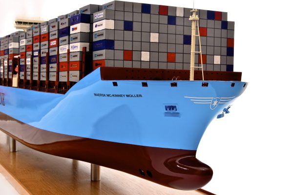 Maersk MC. Kinney Moller Container Ship - Image 5