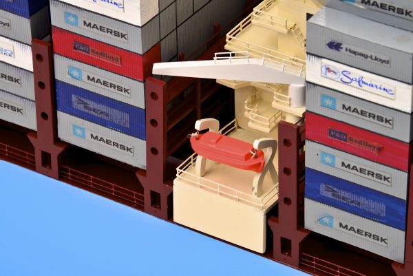 Maersk MC. Kinney Moller Container Ship - Image 18