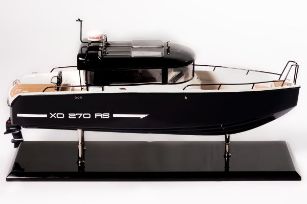 Bahari Xo Front Cabin Ship Model - Image 3