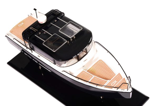 Bahari Xo Front Cabin Ship Model - Image 4