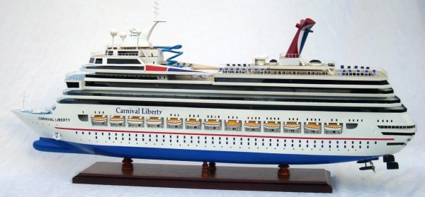 Carnival Liberty Wooden Model Boat - GN - Image 8