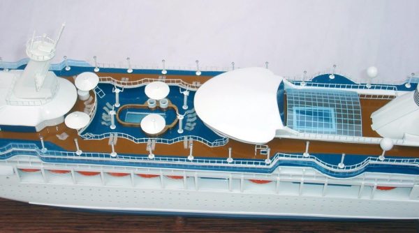 Vision of the Seas Wooden Model Ship - GN - Image 5