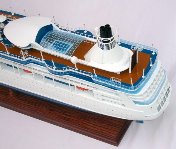 Vision of the Seas Wooden Model Ship - GN - Image 6