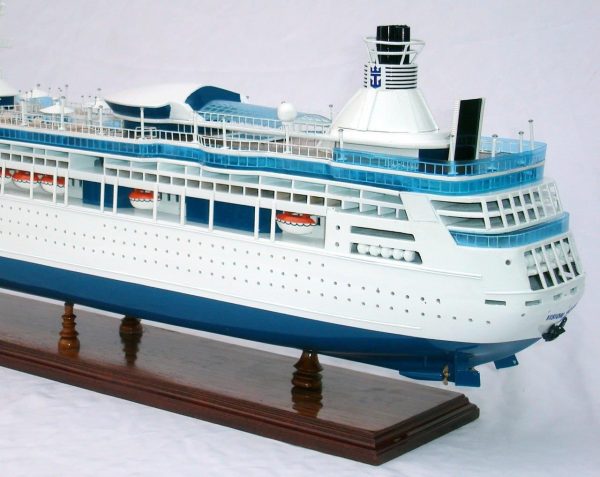 Vision of the Seas Wooden Model Ship - GN - Image 8