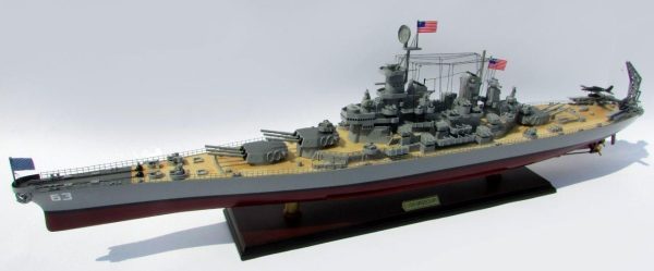 USS Missouri Model Boat - GN - Image 4