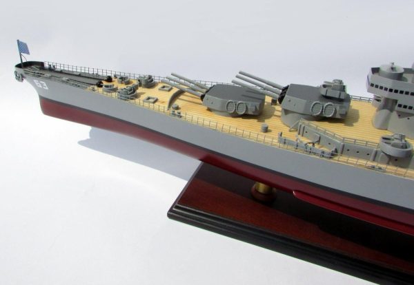 USS Missouri Model Boat - GN - Image 9