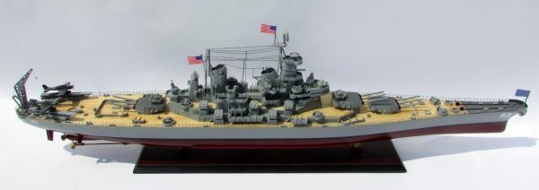 USS Missouri Model Boat - GN - Image 13